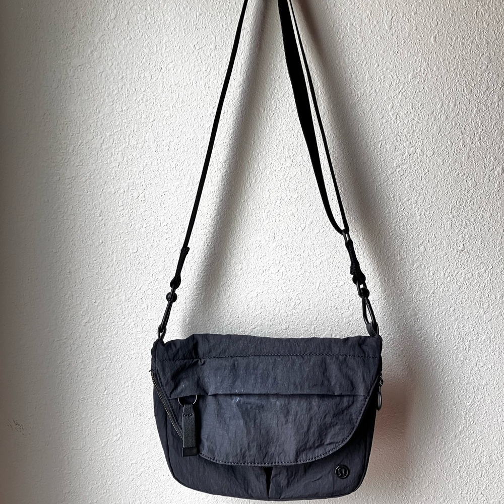 Lululemon All Night Crossbody bag